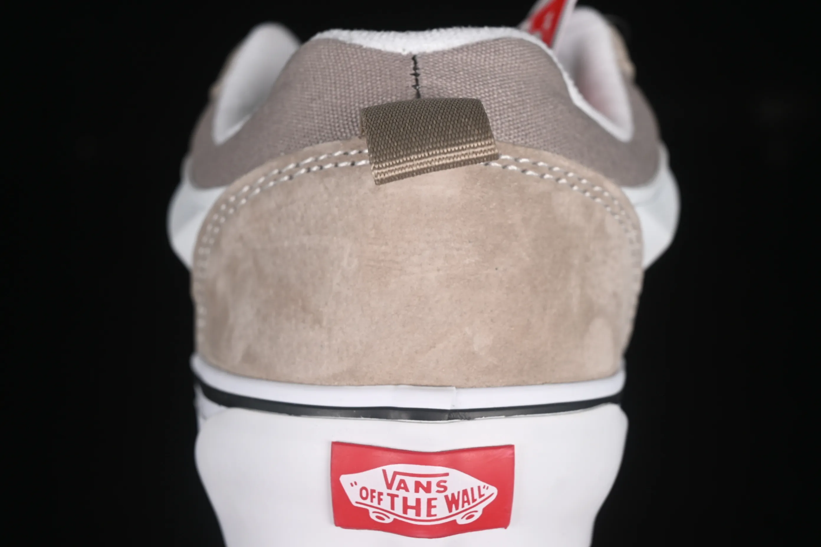 All categories Vans Vans series Vans Low Vans low-top Vans Knu Skool Vans low-top retro casual fat bread shoes VN000D6ZH2B